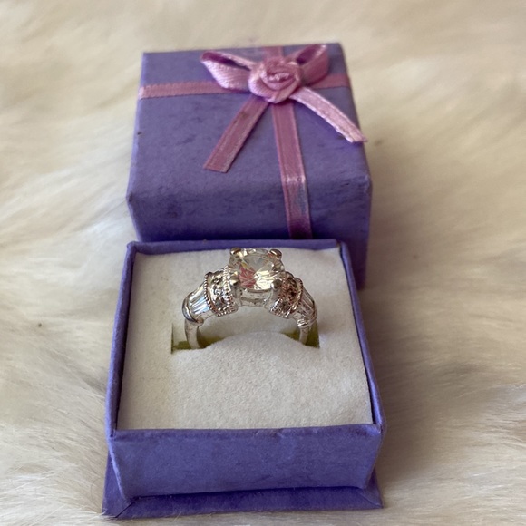 Sterling silver sparkly engagement ring! - Picture 3 of 5